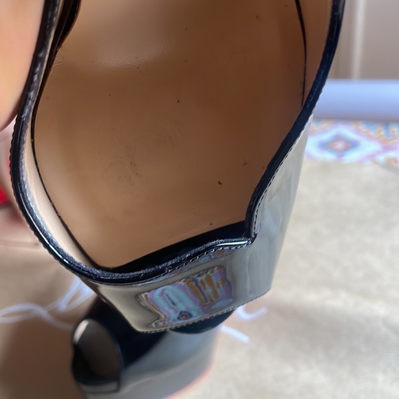 Christian Louboutin hot chick Alta - Picture 5 of 11